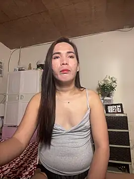 Snapshot of Msyensmith chatting on 11-27-25, 01:07 Msyensmith online show from 11-27-25, 01:07