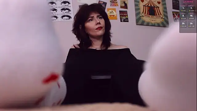 Luna Blake online show from 02-19-26, 10:33