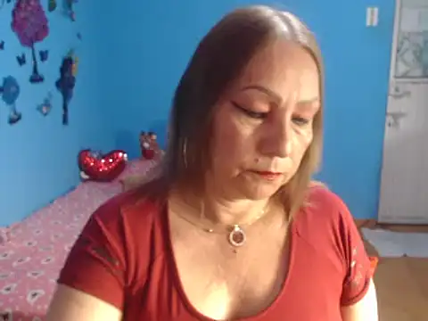 Snapshot of milfeddy_ chatting on 12-14-24, 06:09 milfeddy online show from 12-14-24, 06:09