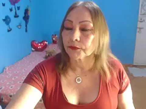 Snapshot of milfeddy_ chatting on 12-14-24, 09:13 milfeddy online show from 12-14-24, 09:13