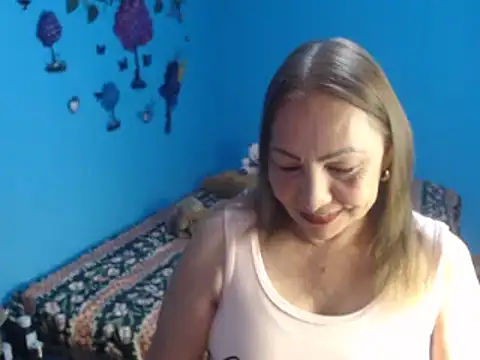 Snapshot of milfeddy_ chatting on 01-18-25, 09:02 milfeddy online show from 01-18-25, 09:02