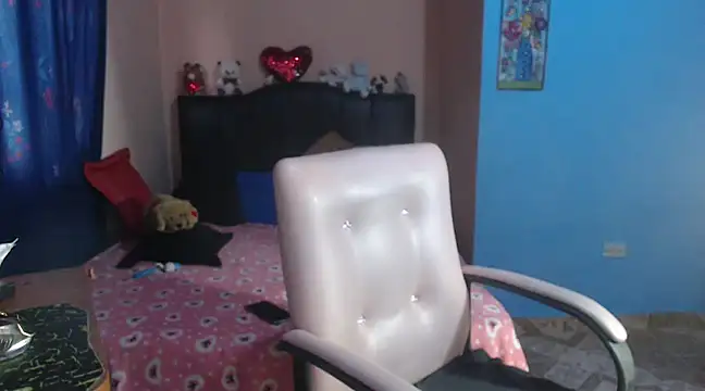 Snapshot of milfeddy_ chatting on 02-10-25, 09:25 milfeddy online show from 02-10-25, 09:25