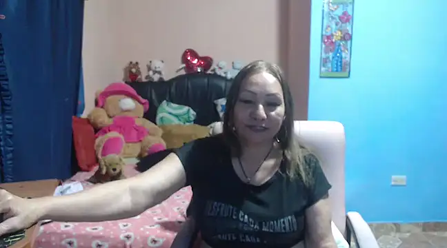 Snapshot of milfeddy_ chatting on 02-18-25, 12:04 milfeddy online show from 02-18-25, 12:04