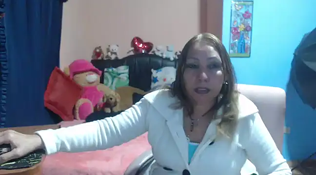Snapshot of milfeddy_ chatting on 02-19-25, 12:25 milfeddy online show from 02-19-25, 12:25