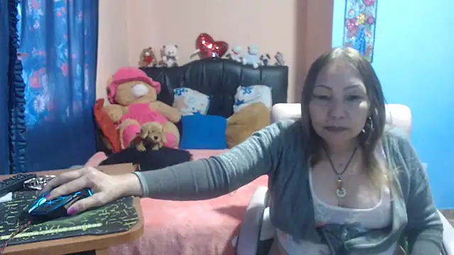 Snapshot of milfeddy_ chatting on 02-19-25, 03:38 milfeddy online show from 02-19-25, 03:38