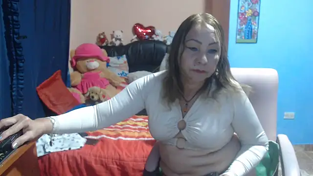 Snapshot of milfeddy_ chatting on 03-04-25, 12:07 milfeddy online show from 03-04-25, 12:07