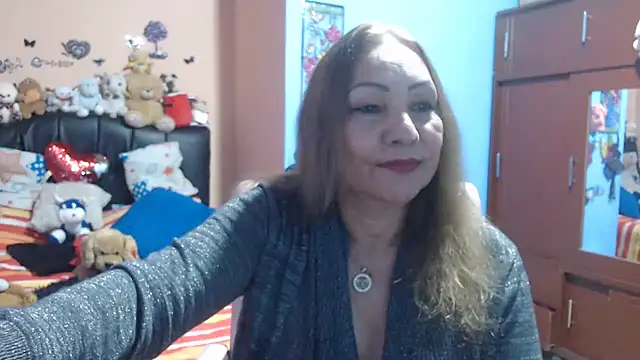 Snapshot of milfeddy_ chatting on 03-15-25, 02:23 milfeddy online show from 03-15-25, 02:23