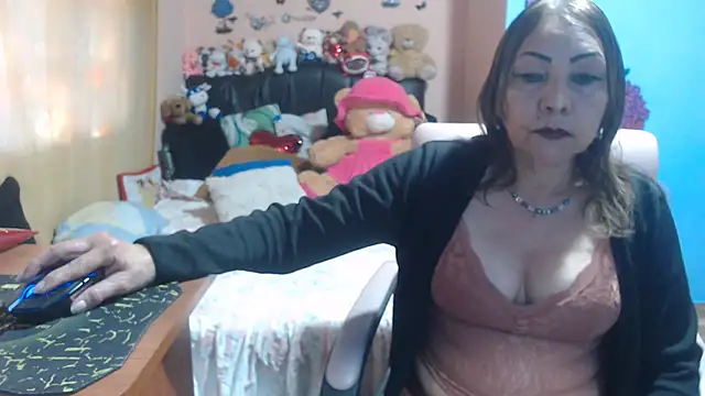Snapshot of milfeddy_ chatting on 09-09-25, 09:03 milfeddy online show from 09-09-25, 09:03