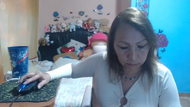 Snapshot of milfeddy_ chatting on 09-10-25, 09:26 milfeddy online show from 09-10-25, 09:26