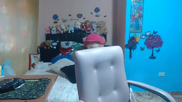Snapshot of milfeddy_ chatting on 09-17-25, 08:54 milfeddy online show from 09-17-25, 08:54