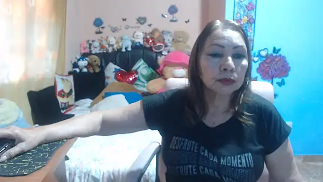 Snapshot of milfeddy_ chatting on 09-24-25, 08:01 milfeddy online show from 09-24-25, 08:01