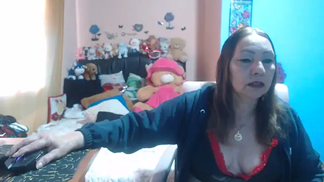 Snapshot of milfeddy_ chatting on 09-25-25, 12:42 milfeddy online show from 09-25-25, 12:42
