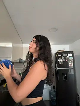 Gaby zahir  online show from 10-30-25, 11:44