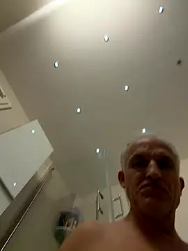 KielerMen online show from 12-17-25, 02:45