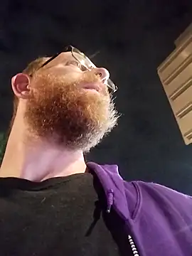 Snapshot of TaylorBlaze chatting on 09-14-25, 02:44 TaylorBlaze online show from 09-14-25, 02:44