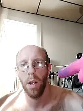 Snapshot of TaylorBlaze chatting on 10-28-25, 07:49 TaylorBlaze online show from 10-28-25, 07:49