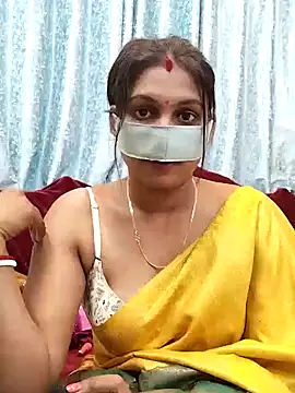 Snapshot of Queen_Dolly chatting on 01-03-25, 05:53 Queen Dolly online show from 01-03-25, 05:53