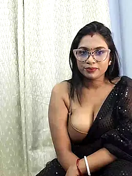 Snapshot of Queen_Dolly chatting on 09-27-25, 06:02 Queen Dolly online show from 09-27-25, 06:02