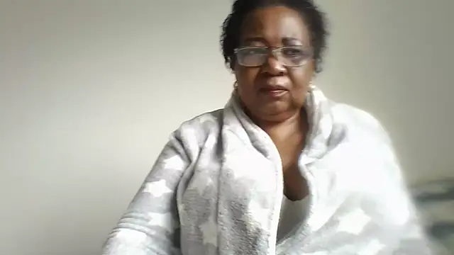 Snapshot of KinkyRicoSaisyours chatting on 05-05-26, 08:33 KinkyRicoSaisyours online show from 05-05-26, 08:33