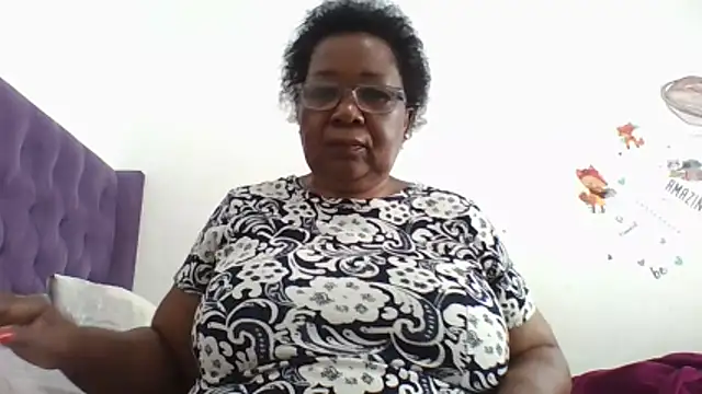 Snapshot of KinkyRicoSaisyours chatting on 05-10-26, 07:13 KinkyRicoSaisyours online show from 05-10-26, 07:13