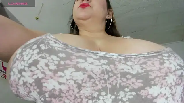 susy bigboobs online show from 04-16-26, 08:48