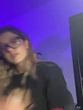 EveBensonX online show from 02-13-26, 01:23