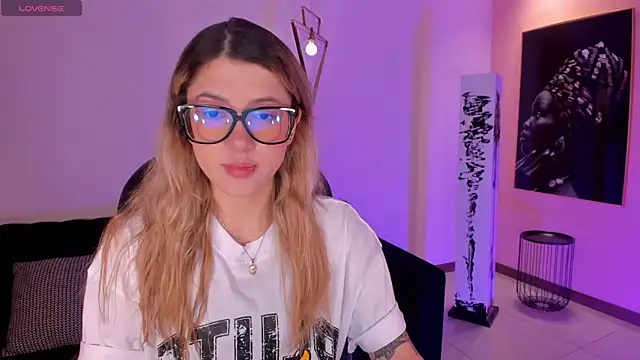 EveBensonX online show from 02-25-26, 12:59