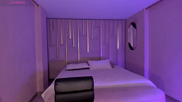 EveBensonX online show from 04-04-26, 07:11