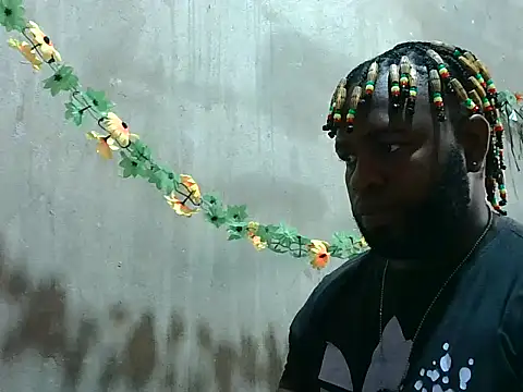 2ocmaxi online show from 04-21-26, 03:07