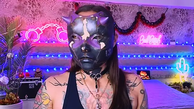 Cool Freak  online show from 11-22-25, 10:03