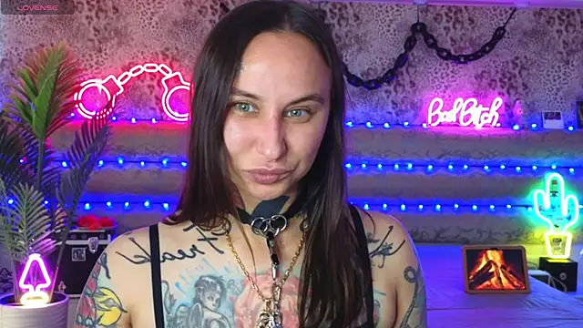 Cool Freak  online show from 05-10-26, 10:31