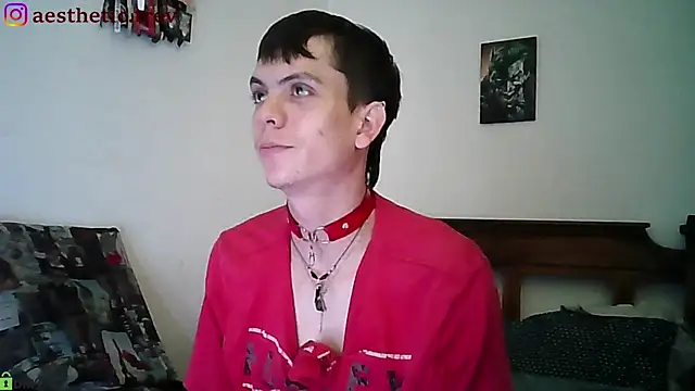 Snapshot of Twink_Temptation chatting on 01-05-25, 02:38 Twink Temptation online show from 01-05-25, 02:38