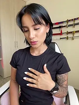 Snapshot of Ale_Lewis chatting on 12-03-24, 06:38 Ale Lewis online show from 12-03-24, 06:38