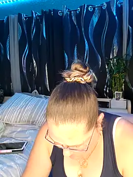 SexyNikki6969 online show from 04-25-26, 01:41