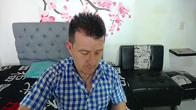 Snapshot of amaya_627 chatting on 12-09-24, 06:57 amaya 627 online show from 12-09-24, 06:57