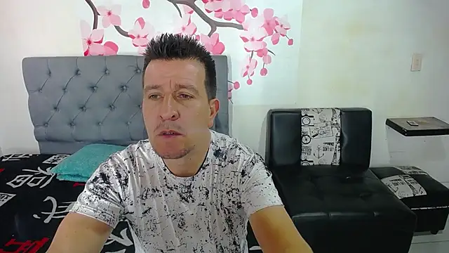 Snapshot of amaya_627 chatting on 12-19-24, 02:24 amaya 627 online show from 12-19-24, 02:24