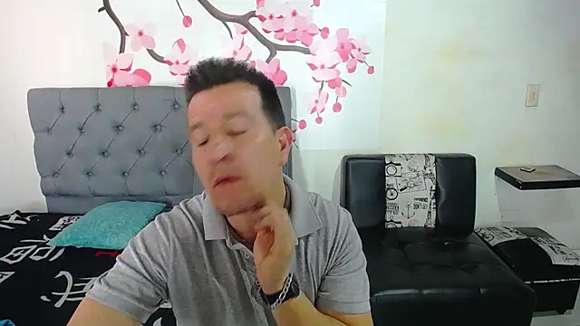 Snapshot of amaya_627 chatting on 12-21-24, 03:20 amaya 627 online show from 12-21-24, 03:20