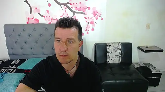 Snapshot of amaya_627 chatting on 01-09-25, 03:23 amaya 627 online show from 01-09-25, 03:23