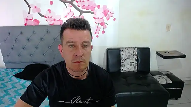 Snapshot of amaya_627 chatting on 01-26-25, 06:48 amaya 627 online show from 01-26-25, 06:48
