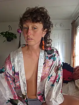 mossy kiss online show from 11-01-25, 08:22