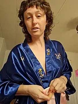 mossy kiss online show from 02-07-26, 03:38