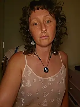 mossy kiss online show from 07-18-26, 01:10
