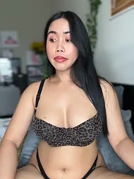 JazzieXo online show from 12-16-24, 08:16