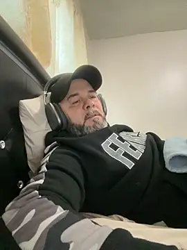 Cristian-Brayan online show from 09-14-25, 11:42