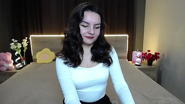 JasmineAsha online show from 11-30-25, 07:45