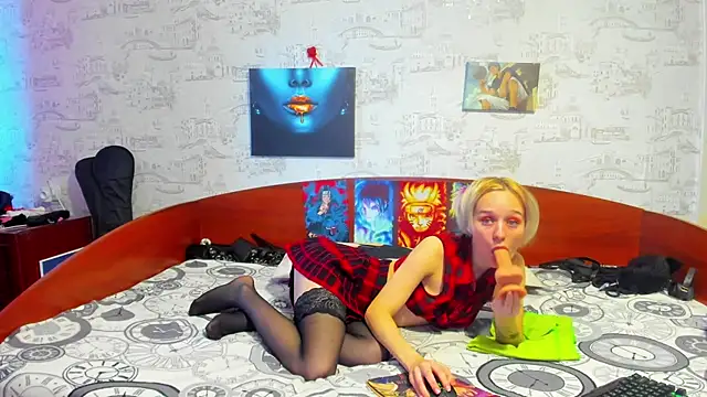 Snapshot of KagamiTayga chatting on 03-23-25, 08:15 KagamiTayga online show from 03-23-25, 08:15