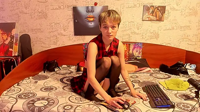 Snapshot of KagamiTayga chatting on 10-01-25, 08:31 KagamiTayga online show from 10-01-25, 08:31