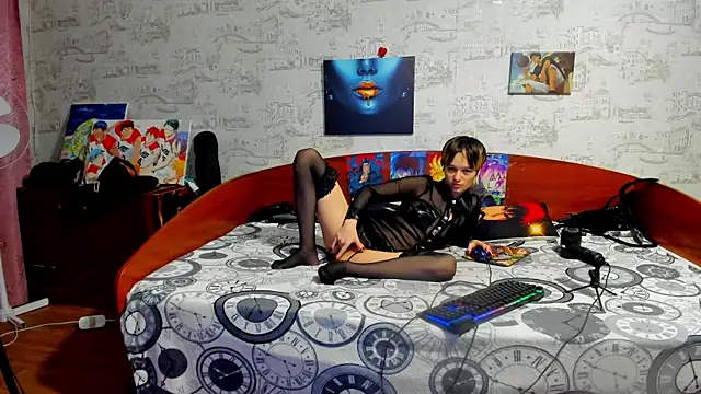 Snapshot of KagamiTayga chatting on 11-07-25, 02:55 KagamiTayga online show from 11-07-25, 02:55