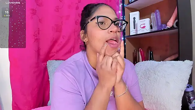 Snapshot of iriss_25 chatting on 01-27-25, 02:35 iriss 25 online show from 01-27-25, 02:35