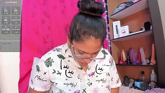 Snapshot of iriss_25 chatting on 01-28-25, 06:28 iriss 25 online show from 01-28-25, 06:28